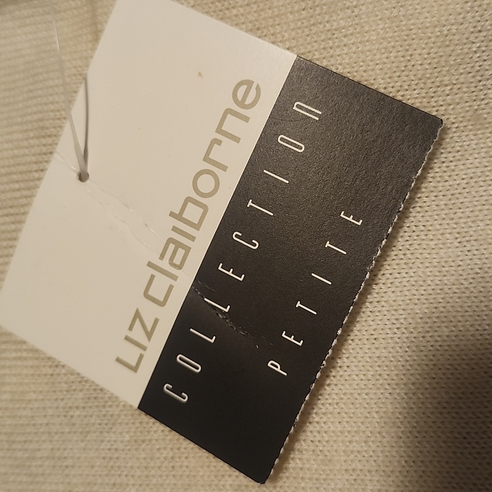 Liz Claiborne short sleeve sweater. Petite Medium NWT - Picture 8 of 8